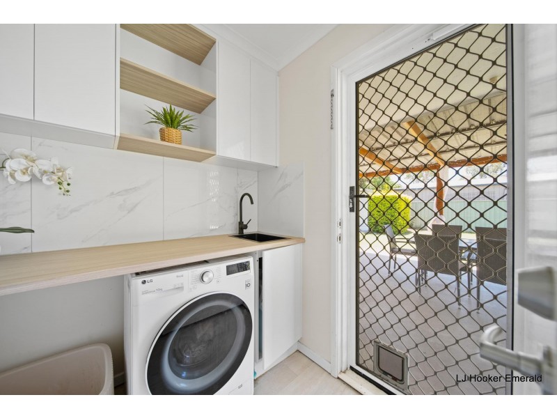 38 Barry Street, Emerald QLD 4720