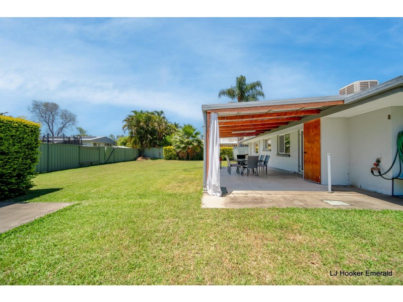 38 Barry Street, Emerald QLD 4720