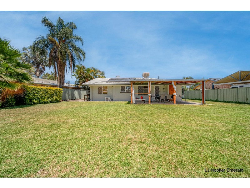38 Barry Street, Emerald QLD 4720