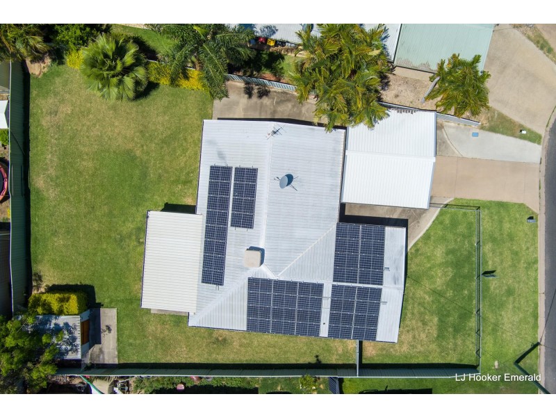 38 Barry Street, Emerald QLD 4720