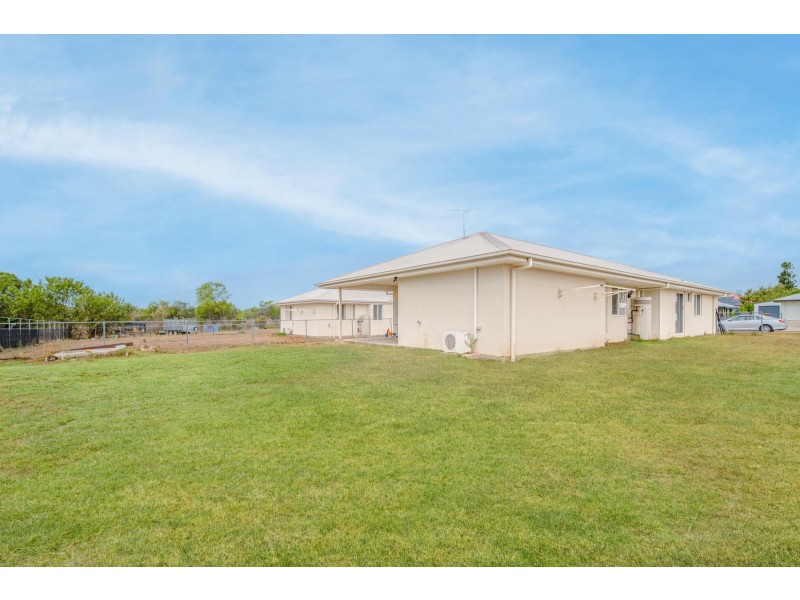 11 Scott Peak Drive, Capella QLD 4723