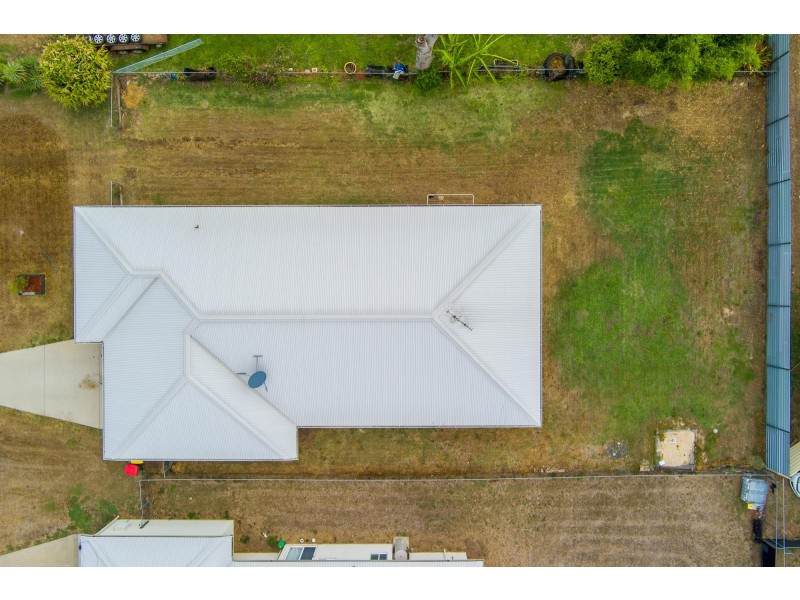 11 Scott Peak Drive, Capella QLD 4723