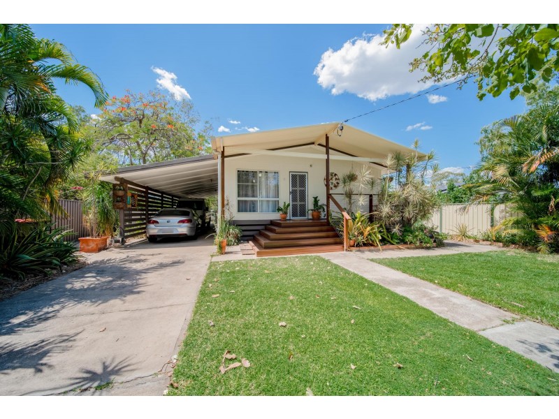 9 Carbeen Place, Emerald QLD 4720