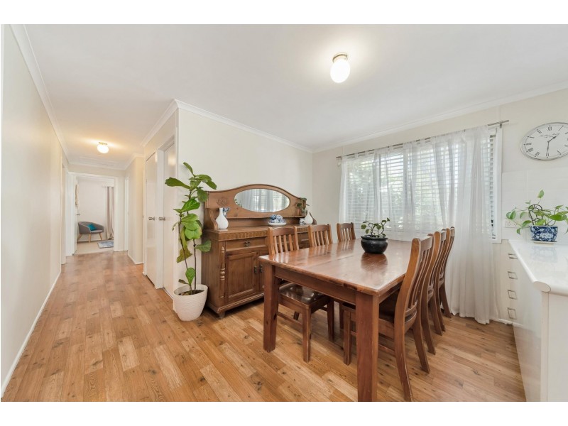 9 Carbeen Place, Emerald QLD 4720