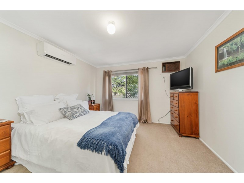 9 Carbeen Place, Emerald QLD 4720