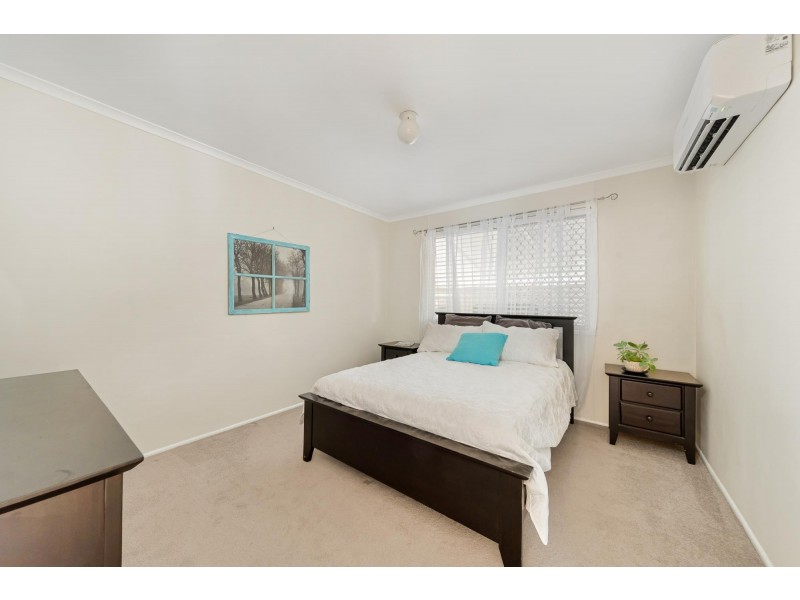 9 Carbeen Place, Emerald QLD 4720