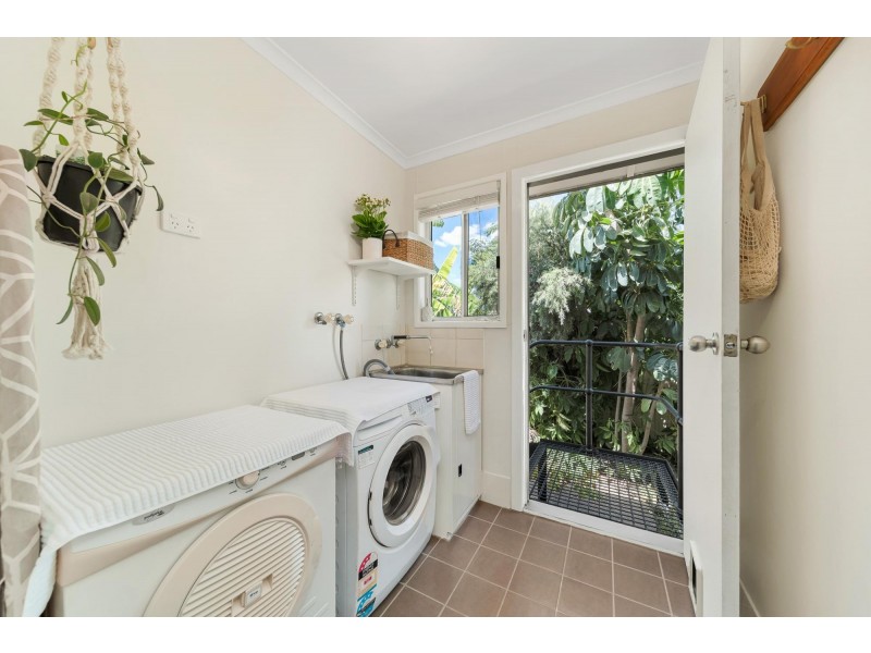 9 Carbeen Place, Emerald QLD 4720