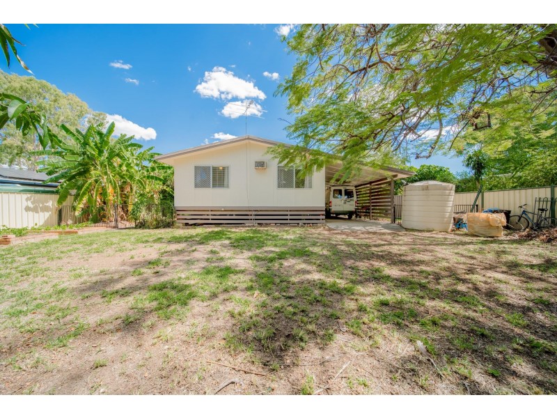 9 Carbeen Place, Emerald QLD 4720