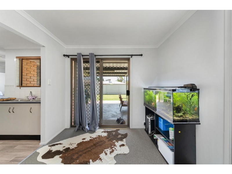 5 Eubar Place, Emerald QLD 4720