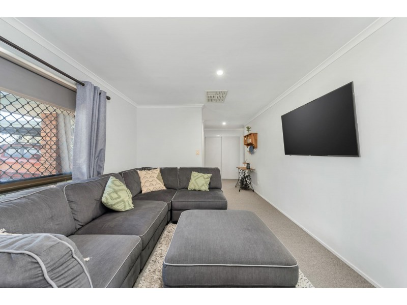 5 Eubar Place, Emerald QLD 4720