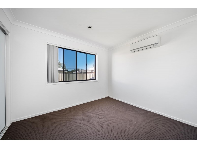 10 Jade Street, Emerald QLD 4720