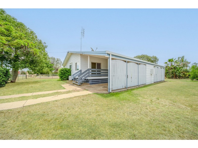 11 Slider Street, Capella QLD 4723