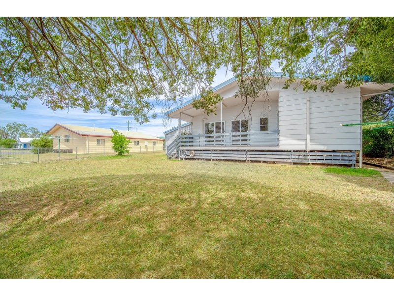 11 Slider Street, Capella QLD 4723