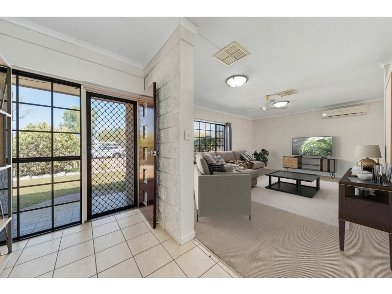 97 Retro Street, Emerald QLD 4720