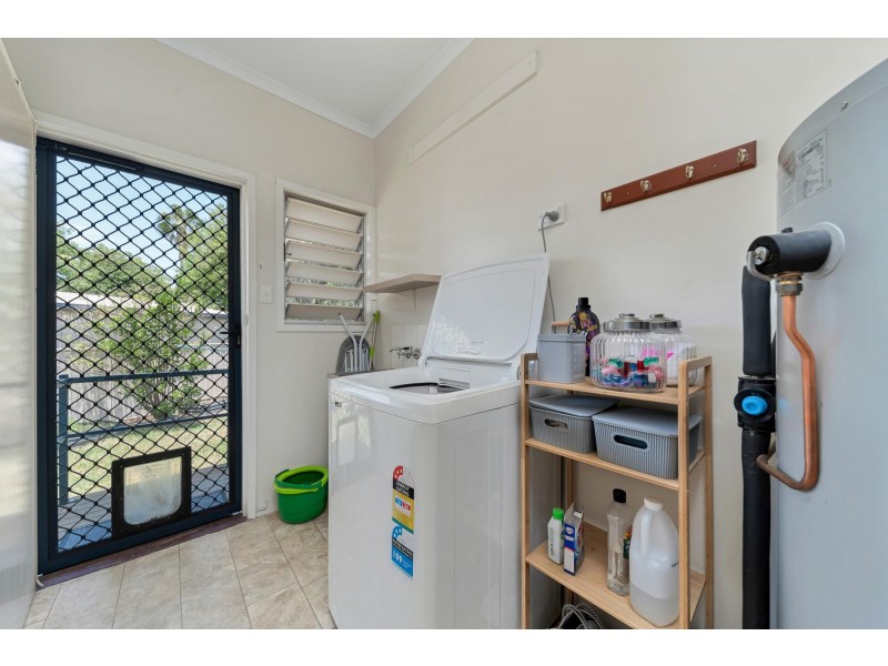 16 Bridgeman Street, Emerald QLD 4720