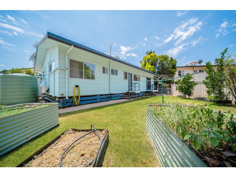 16 Bridgeman Street, Emerald QLD 4720