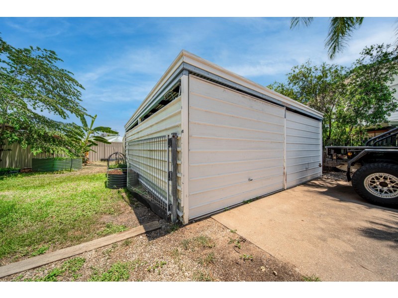 16 Bridgeman Street, Emerald QLD 4720