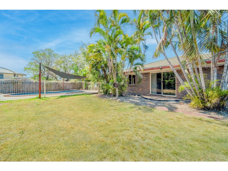 8 Tineele Place, Emerald QLD 4720