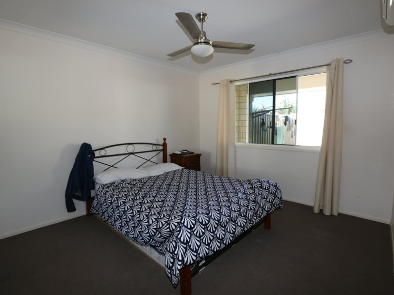 4/44 Lakeside Drive, Emerald QLD 4720