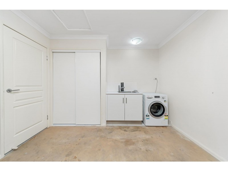 4/44 Lakeside Drive, Emerald QLD 4720