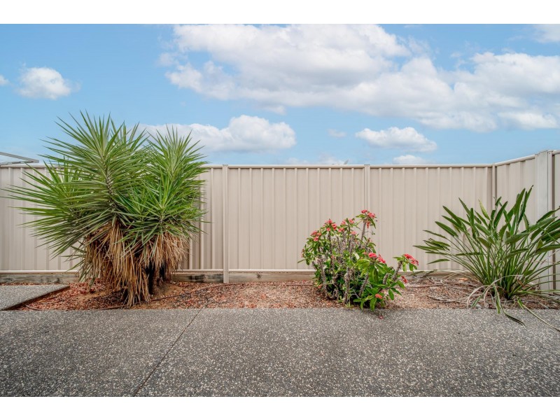 4/44 Lakeside Drive, Emerald QLD 4720