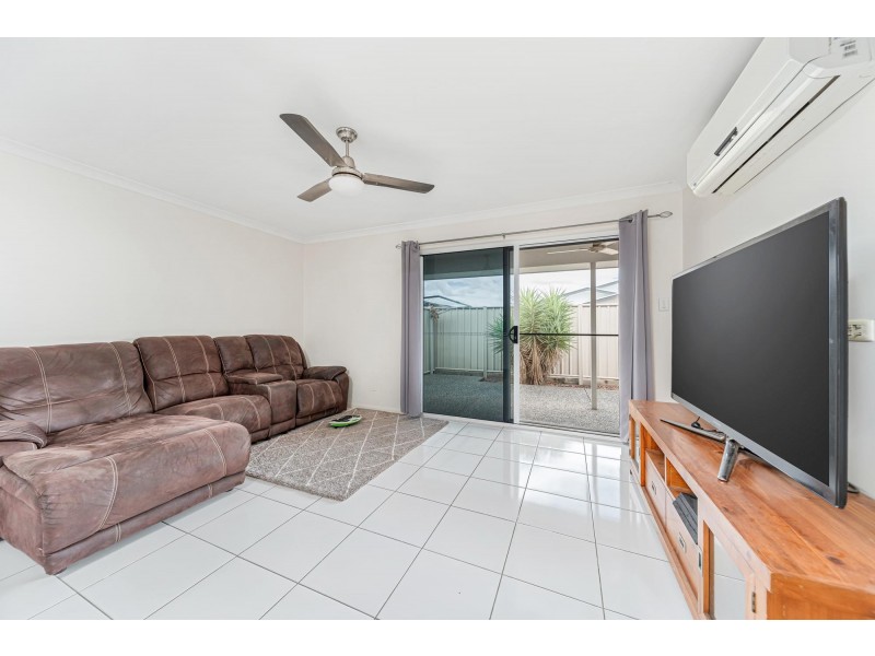 4/44 Lakeside Drive, Emerald QLD 4720