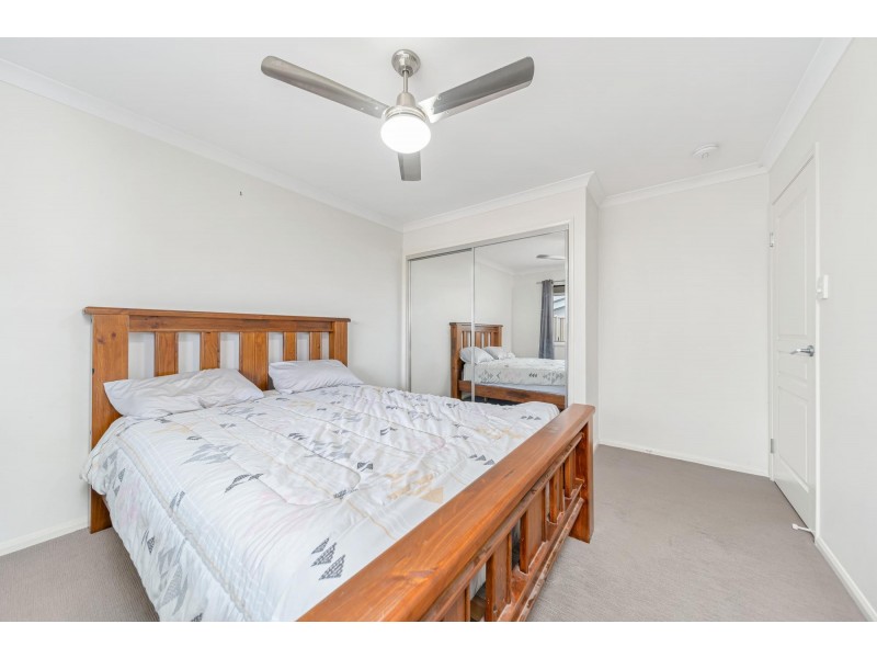 4/44 Lakeside Drive, Emerald QLD 4720