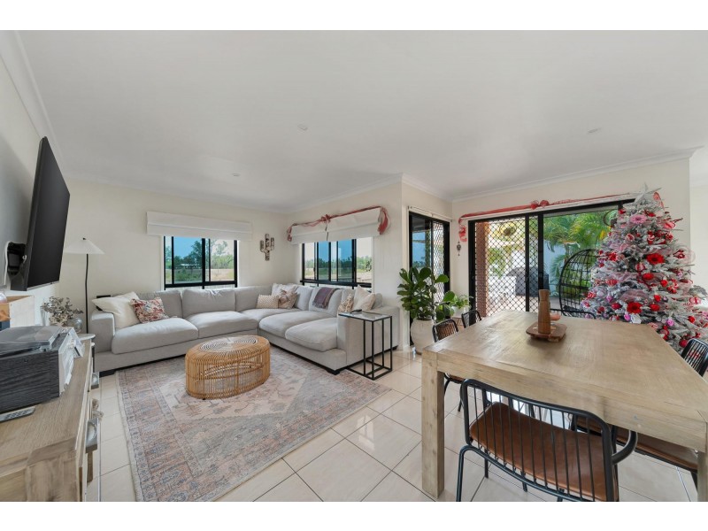 26 Cook Close, Emerald QLD 4720