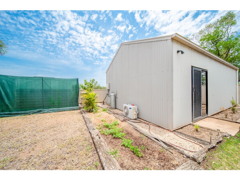 26 Cook Close, Emerald QLD 4720