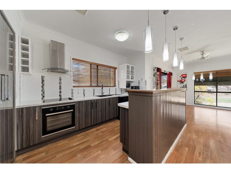 4 Gila Place, Emerald QLD 4720