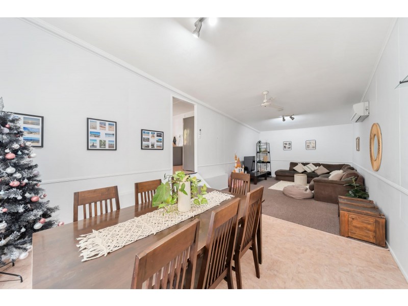 10 Topaz Street, Emerald QLD 4720