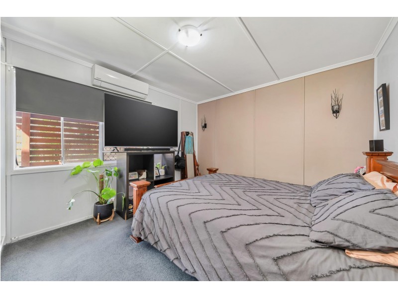 10 Topaz Street, Emerald QLD 4720