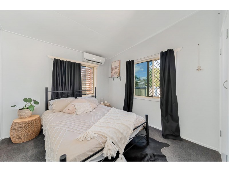 10 Topaz Street, Emerald QLD 4720