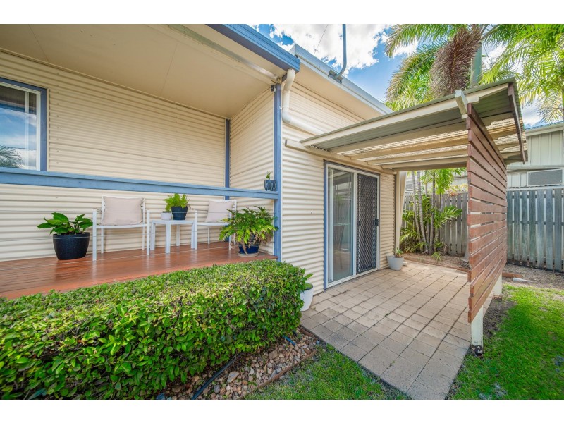 10 Topaz Street, Emerald QLD 4720