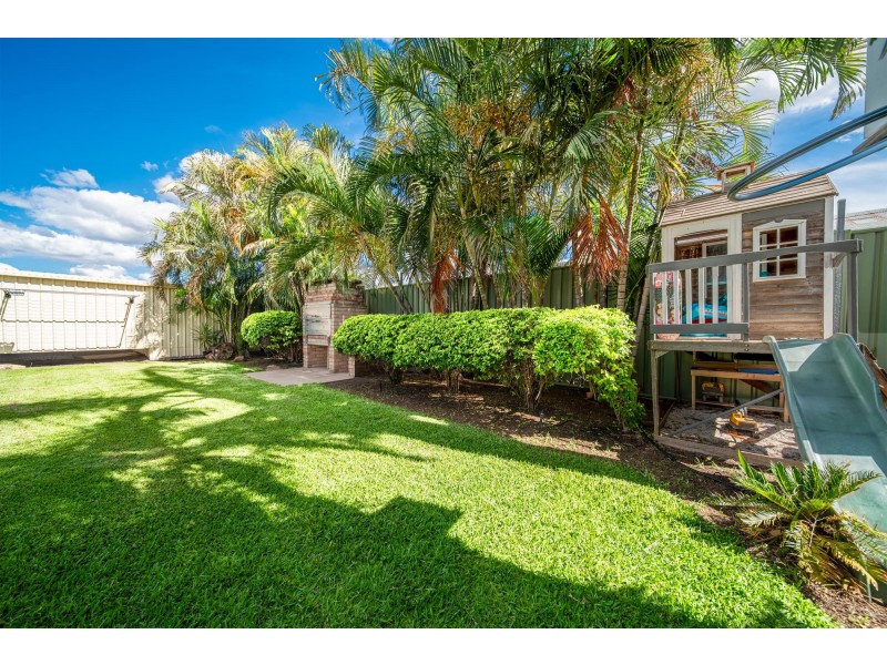 10 Topaz Street, Emerald QLD 4720