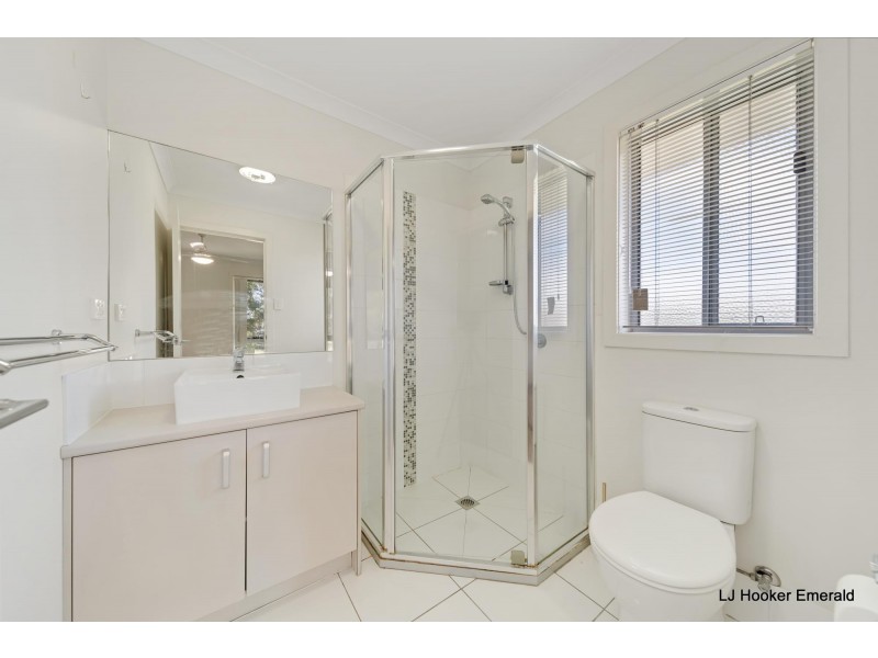 19 Jade Street, Emerald QLD 4720
