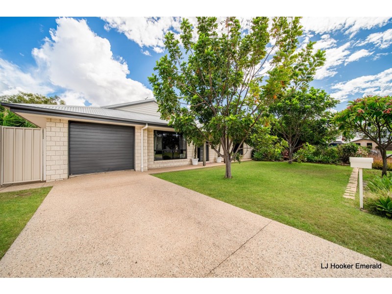 1/3 Duroux Street, Emerald QLD 4720