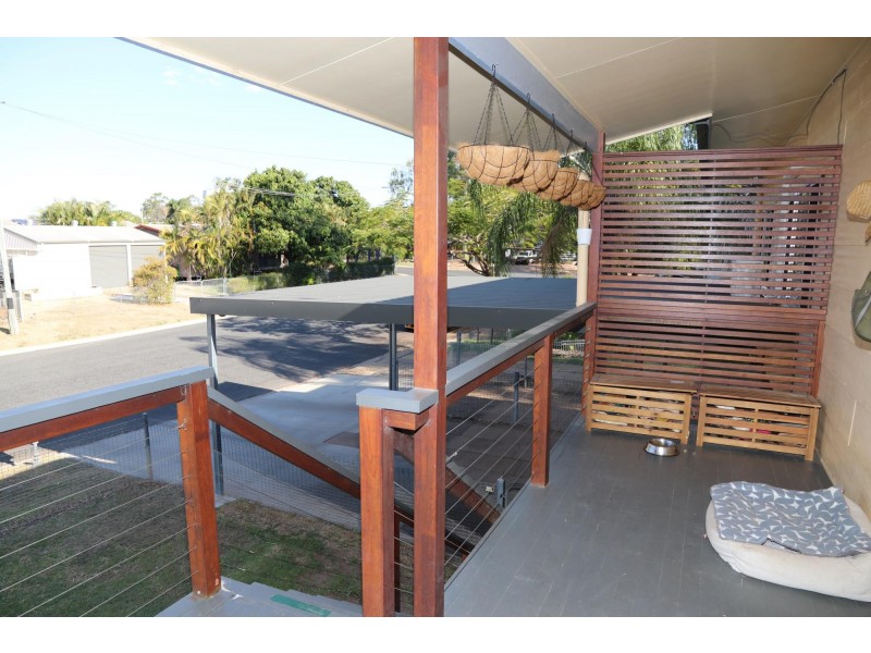10 Pryor Place, Emerald QLD 4720