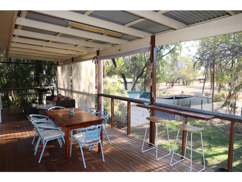 10 Pryor Place, Emerald QLD 4720