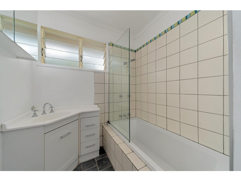 4 Zircon Avenue, Emerald QLD 4720