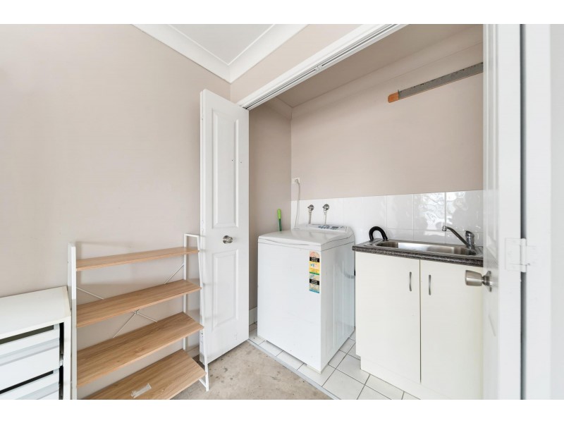 3/42 Newman Drive, Emerald QLD 4720