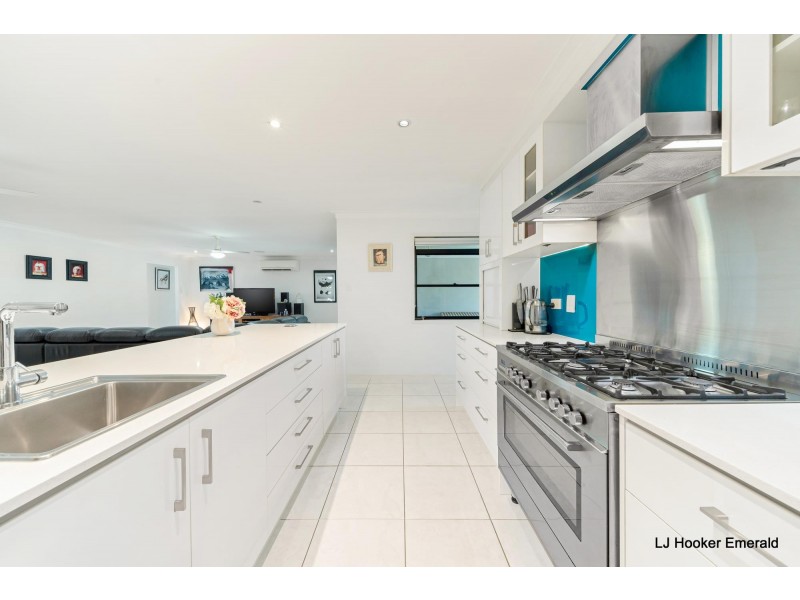 21 Birch Drive, Emerald QLD 4720