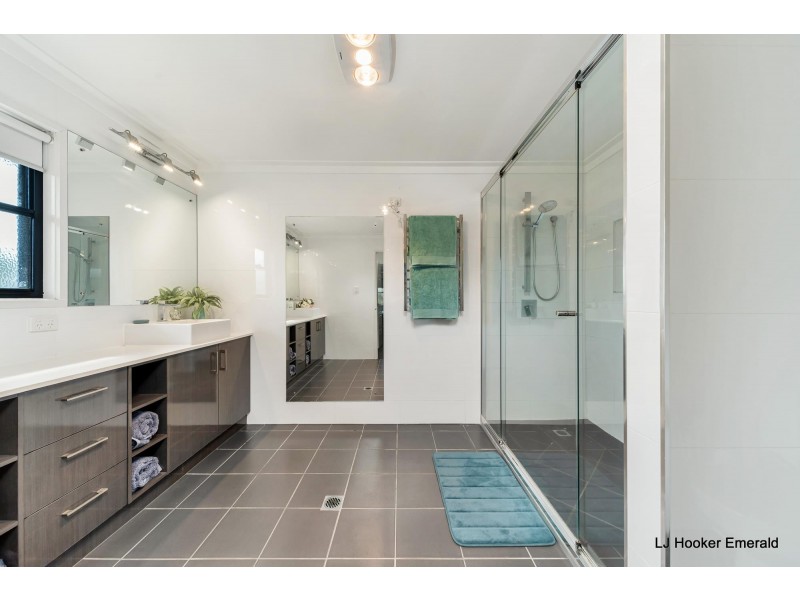 21 Birch Drive, Emerald QLD 4720