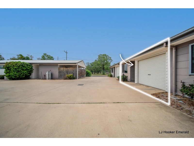 4/15-17 Roberts Street, Emerald QLD 4720