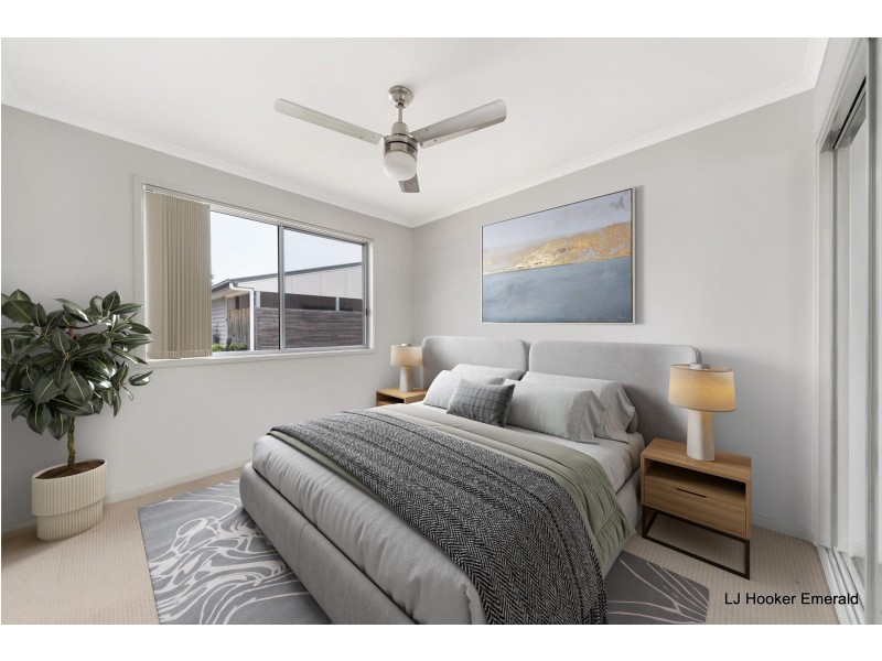 4/15-17 Roberts Street, Emerald QLD 4720