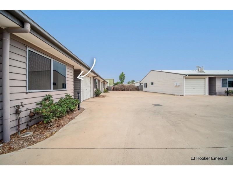 4/15-17 Roberts Street, Emerald QLD 4720