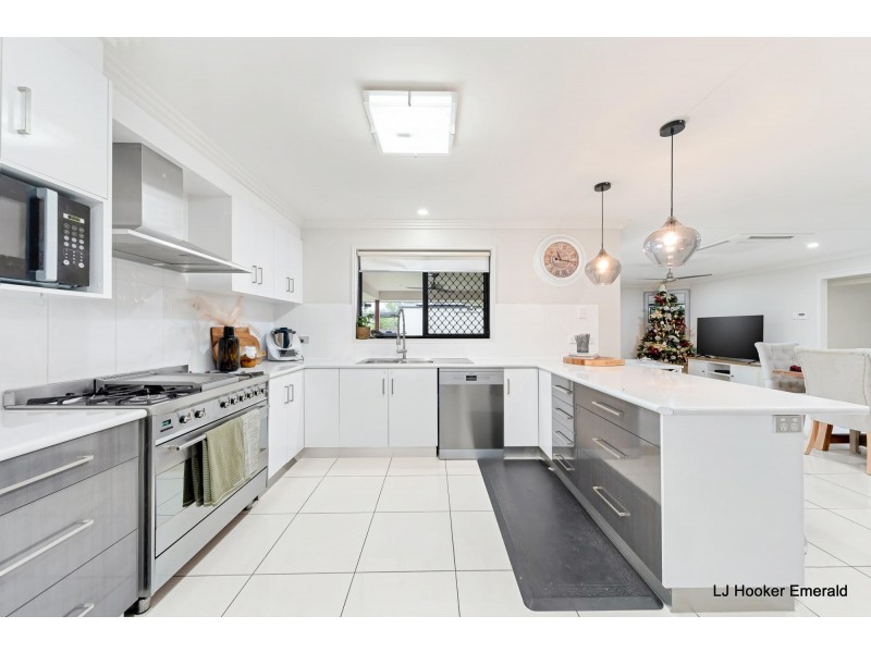 4 Colden Place, Emerald QLD 4720