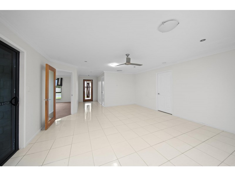 12 Sewell Street, Emerald QLD 4720