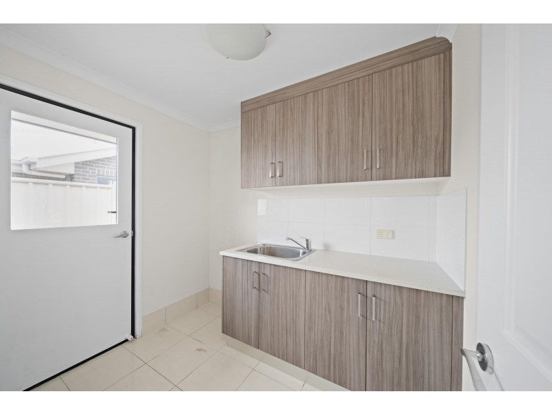 12 Sewell Street, Emerald QLD 4720