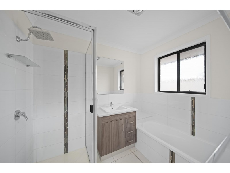 12 Sewell Street, Emerald QLD 4720